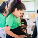 Escolas Conectadas leva internet a mais de mil escolas do ES