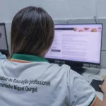 Internet chega a 4 mil escolas públicas do Ceará