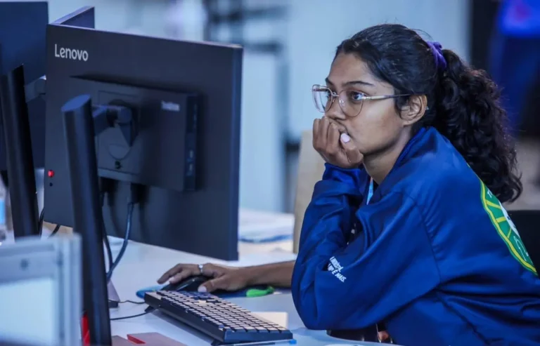 Curso gratuito de tecnologia da Petrobras e Senai abre vagas