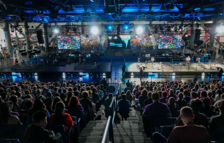 FIRST Championship: 17 equipes do Brasil disputam torneio nos EUA