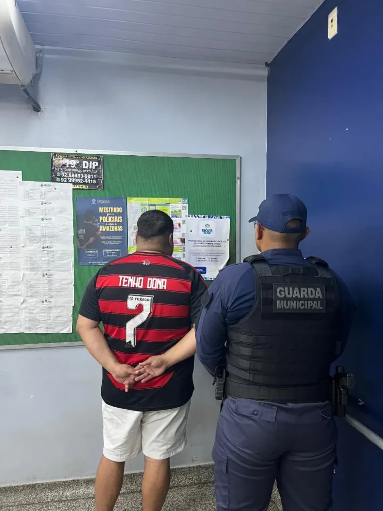 Guarda Municipal de Manaus detém homem com mandado de prisão