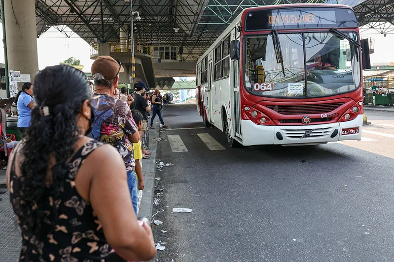Operação de trânsito em Manaus tem ônibus grátis no 2º turno