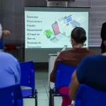 Procon Manaus orienta aposentados sobre golpes financeiros