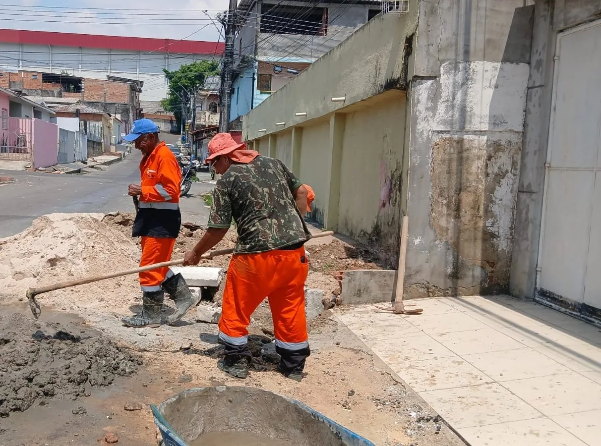 Drenagem superficial avança na rua Pitimbu, no Alvorada
