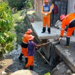 Drenagem profunda no Tancredo Neves é recuperada em Manaus