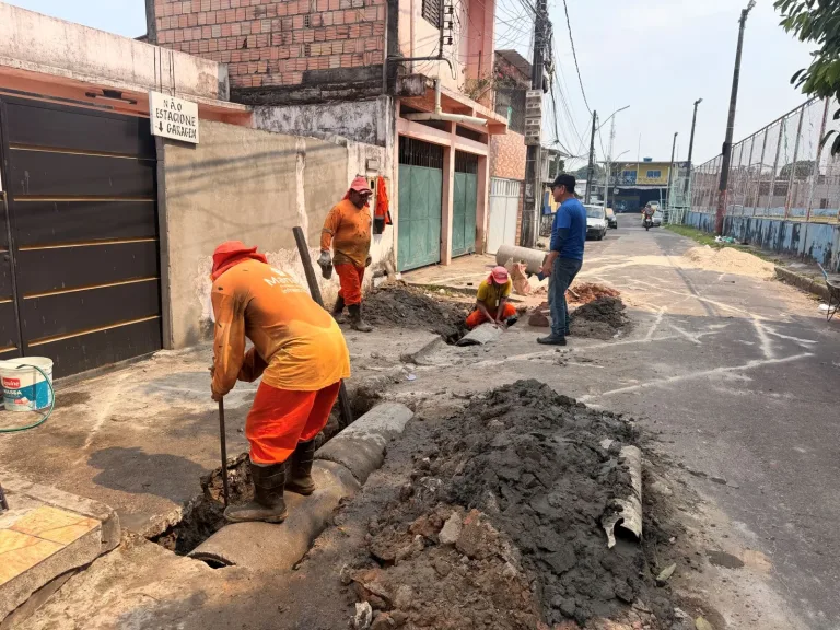 Drenagem profunda é recuperada no bairro Petrópolis, em Manaus