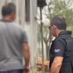 Homem é preso por suspeita de provocar incêndio em Careiro da Várzea