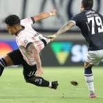 Remo vence Botafogo por 2 a 1 e segue vivo no Brasileirão