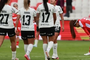 Corinthians vence Santa Fe e vai à final da Libertadores Feminina